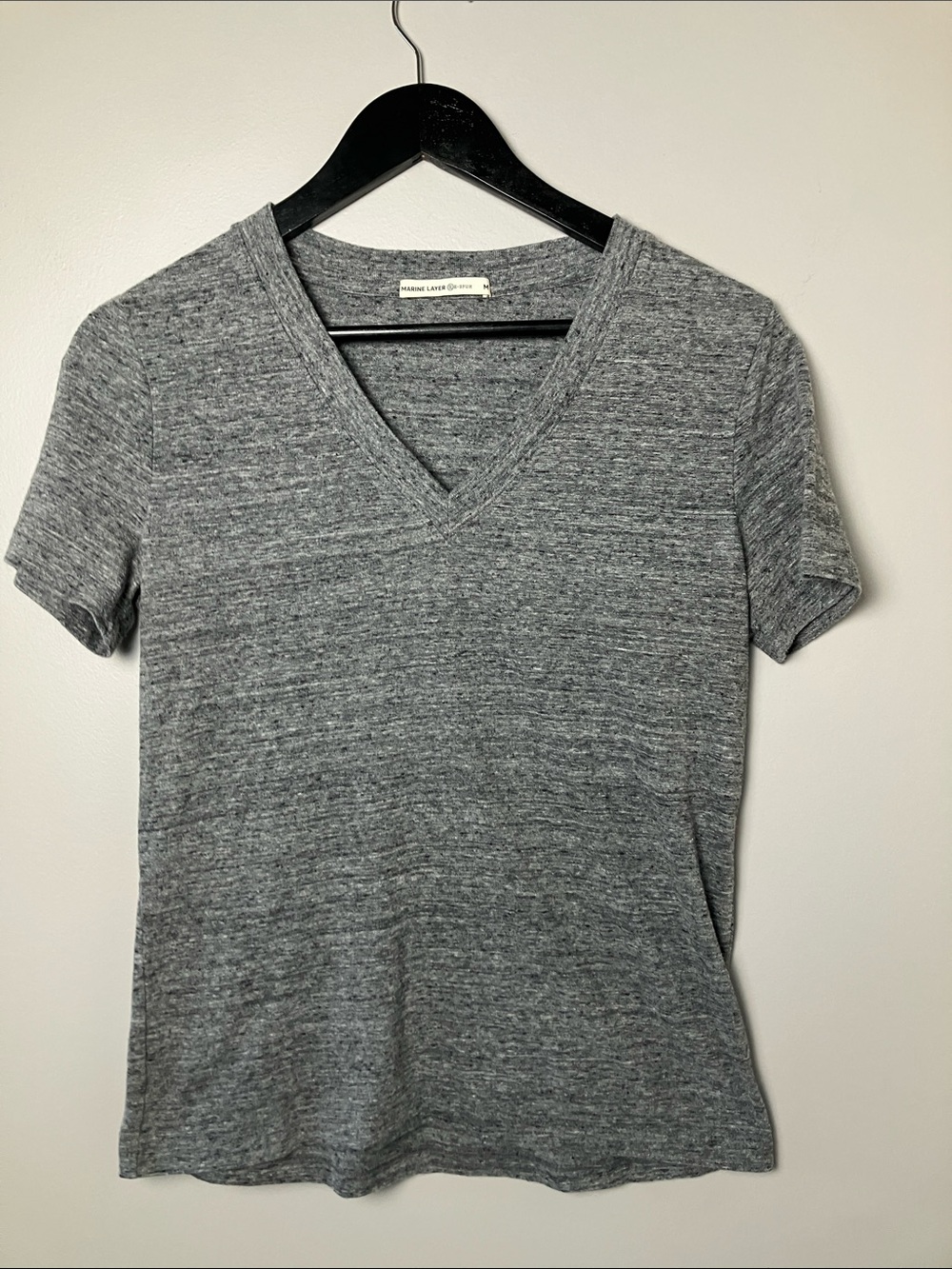 Marine Layer Re-Spun Heather‎ Gray V-Neck Tee Size Medium | Sustainable Soft